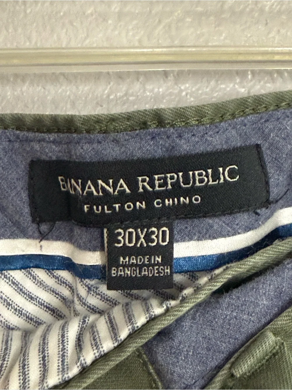 Men's Banana Republic Fulton Stretch Flat Front Chino Pants Grass Green 30x30